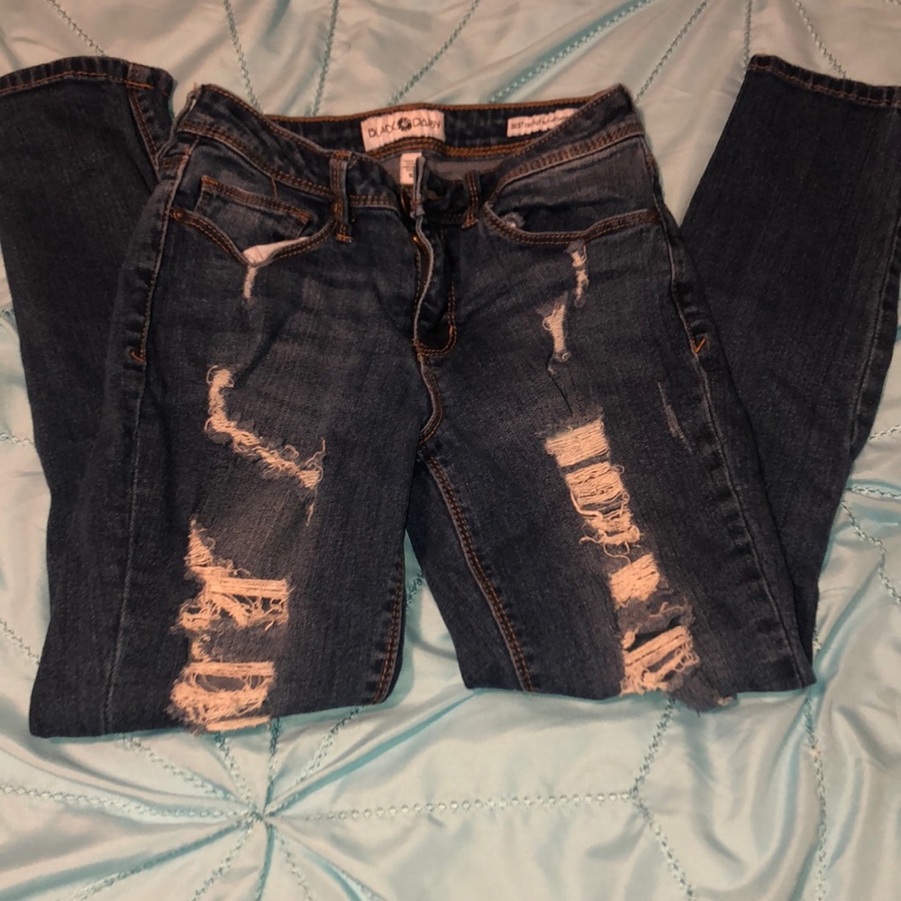 Distressed Jeans - Picture 3 of 3